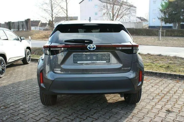 TOYOTA Yaris Cross 1.5 Hybrid 5p. E-CVT Lounge Image 5